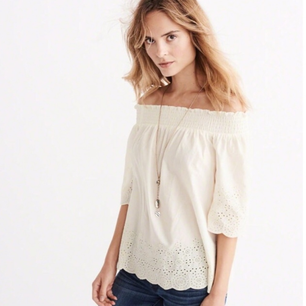 🆕 Abercrombie & Fitch Bohemian Cream Blouse with Embroidery  100% Cotton NWT